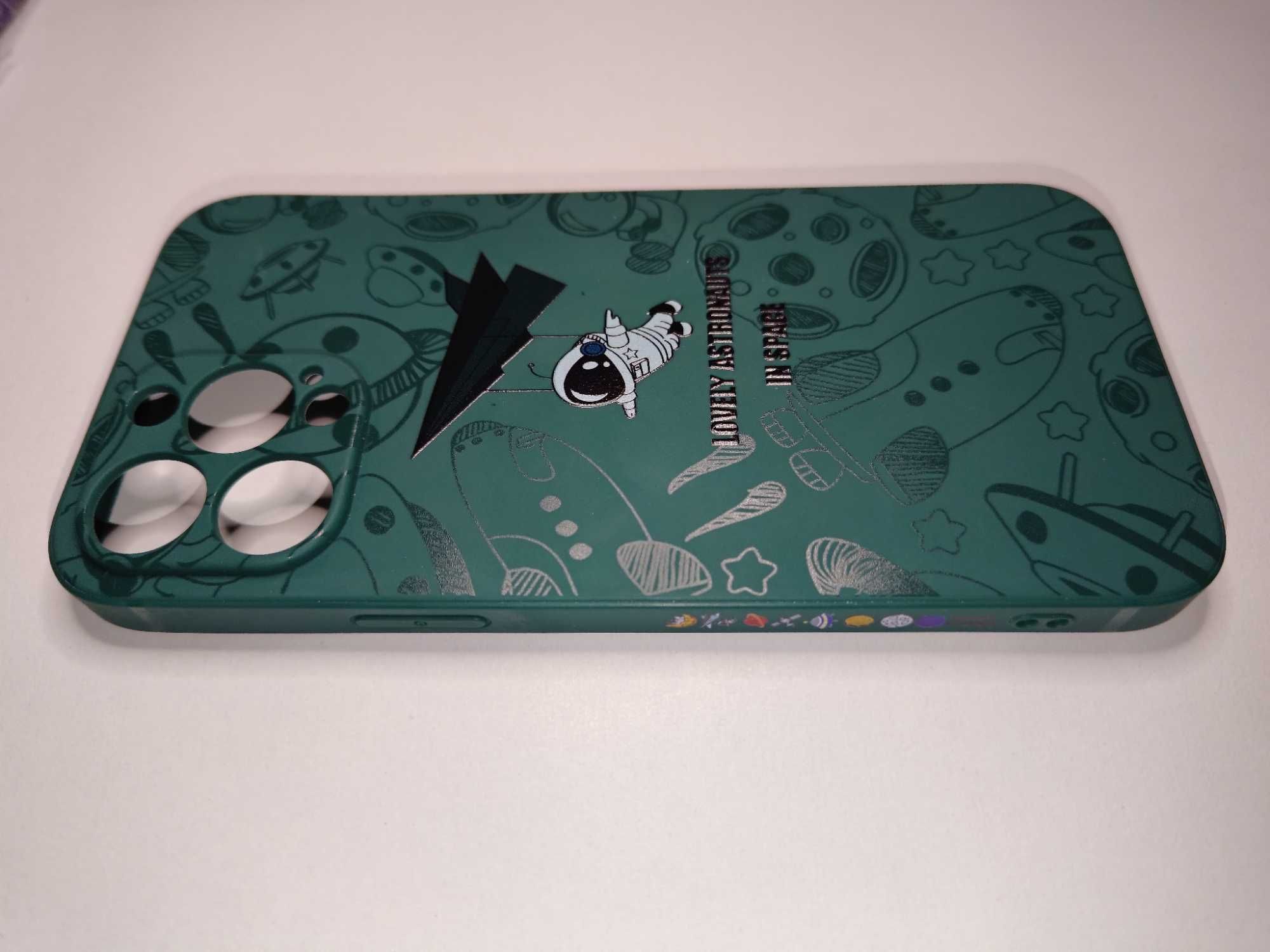 Etui do iPhone 13 Pro Max.   (4 za 10zl)