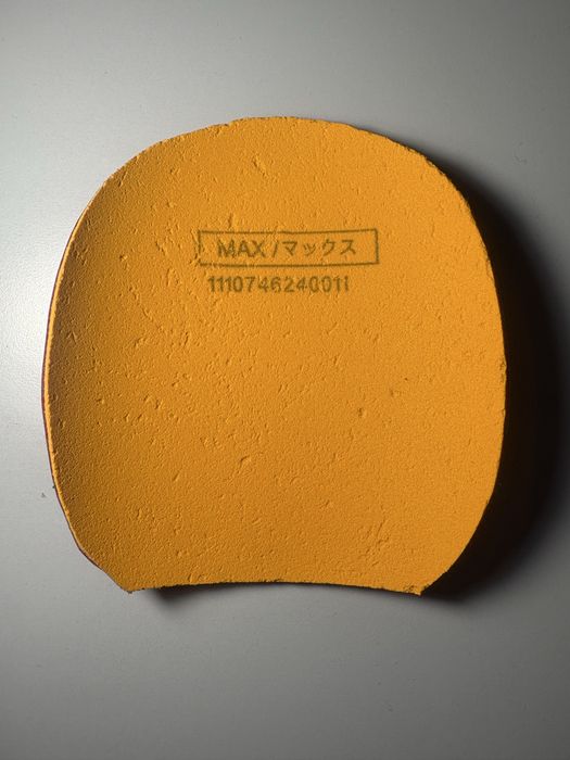 Бомбезна - визнанана світом Nittaku Fastarc G-1