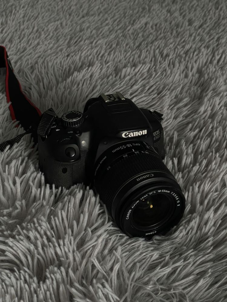 Фотоапарат Canon EOD 650D