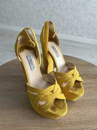 Туфли-босоножки Prada оригинал 38 размер