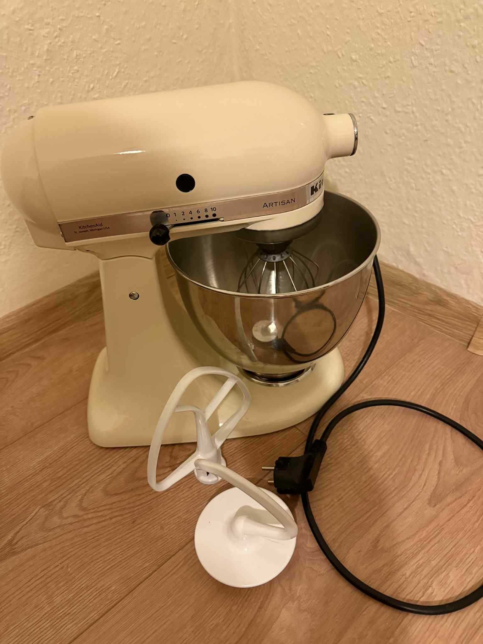 Robot kuchenny Kitchenaid z maszynkami