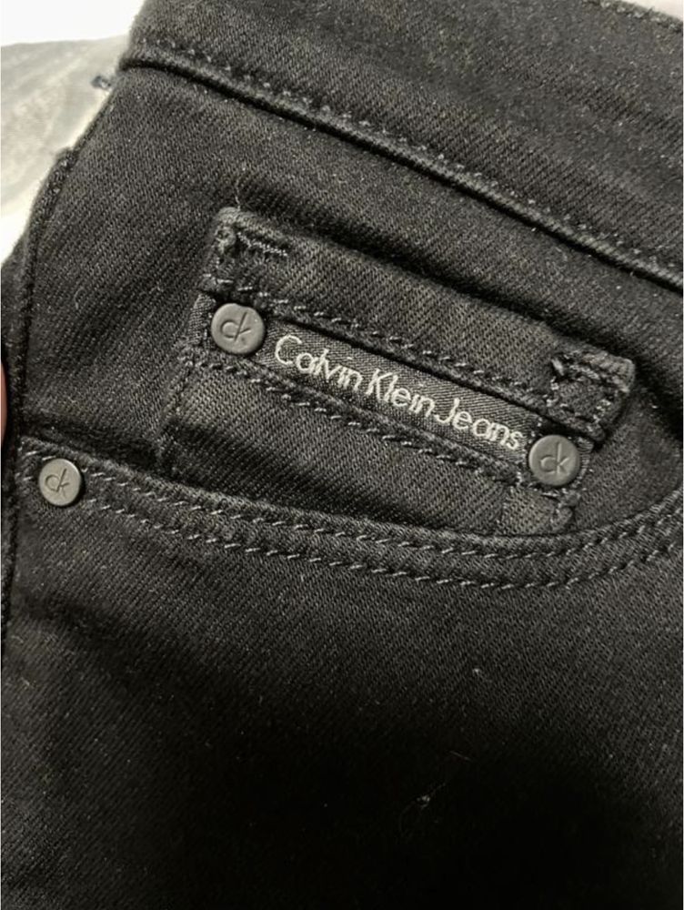 Джинси скінні Calvin Klein