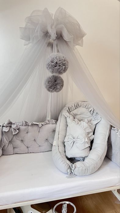 Baldachim nowy szary