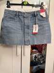 Saia jeans novo com etiqueta