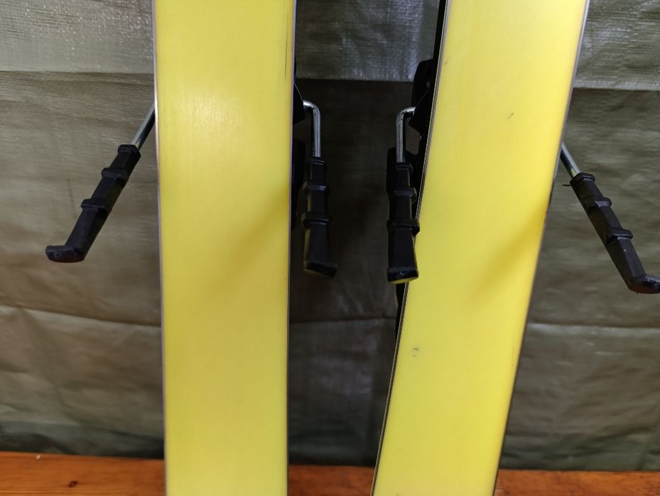 Nr 204 Narty slalomowe Fischer Rc4 R ace SL 130 cm FIS