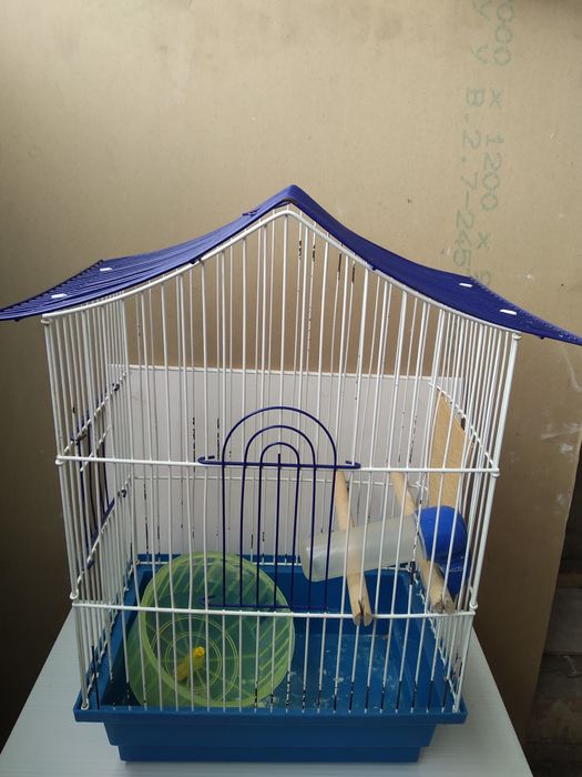Клітка для домашнього улюбленця б/у 200грн/шт