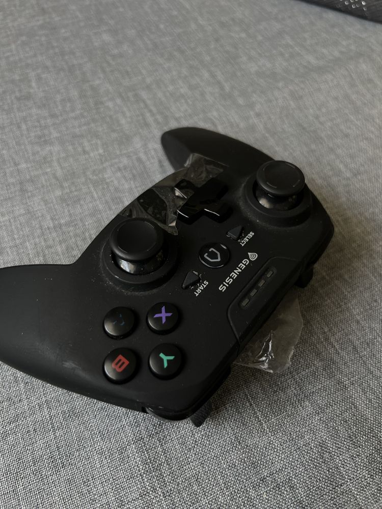 pad kontroler bezprzewodowy do komputera Genesis