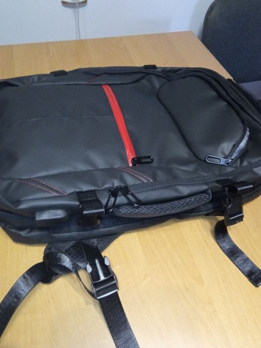 SlimUSB водовідштовхуючий рюкзак. Ручная кладь