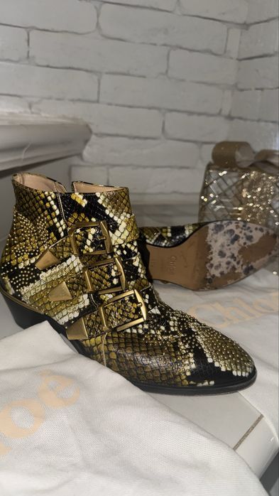 Сапожки Chloe расцветки питона оригінал