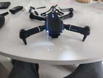 Nowy dron z 2 akumulatorami