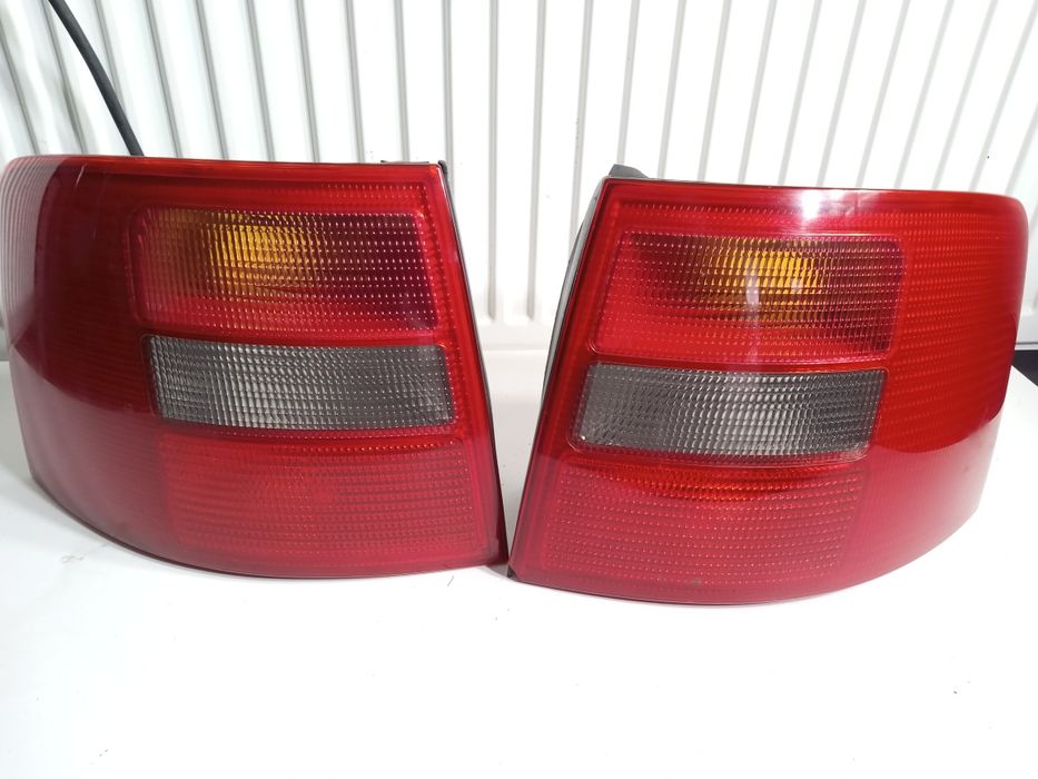 Audi A6 S6 C5 Lampy tył Komplet