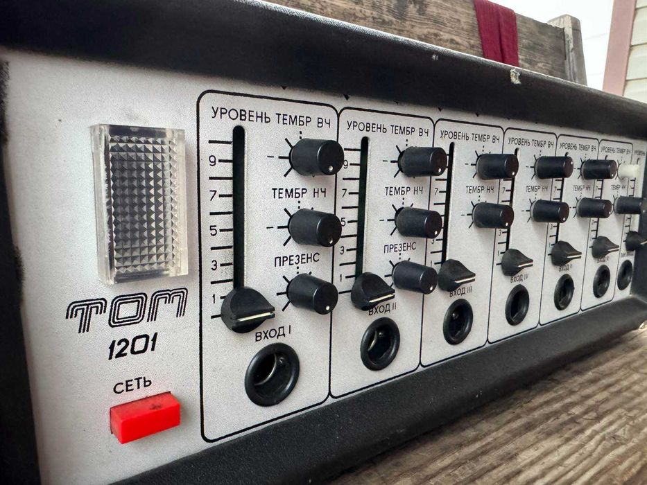 Продам підсилювач ТОМ 1201 та акустику.
