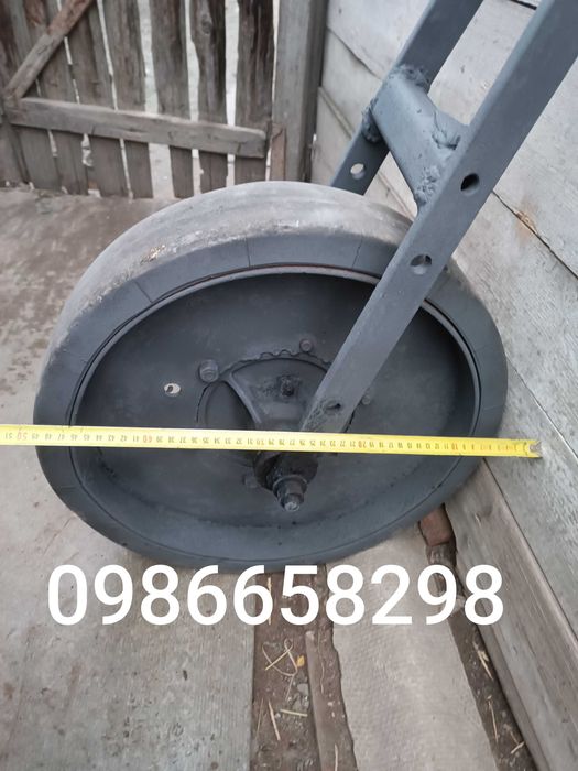 Колесо опорне велике до сільхоз техніки плуга борони сівалки