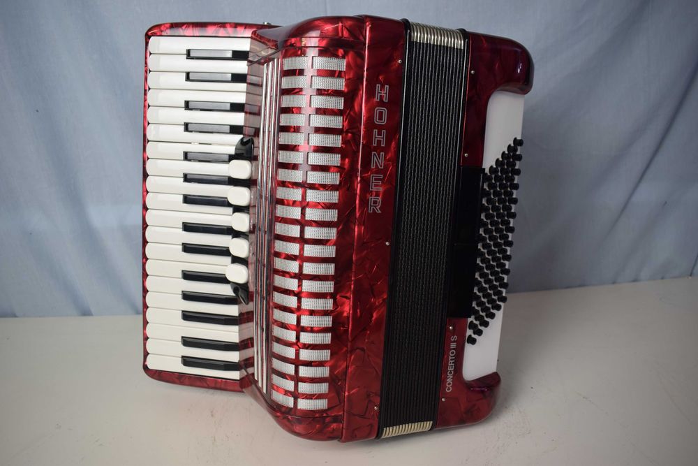 Acordea Hohner Concerto III 63 Voz 72 Baixos N. 50