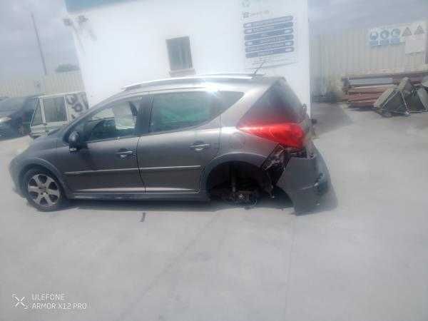 PEUGEOT 207 1.6 HDi