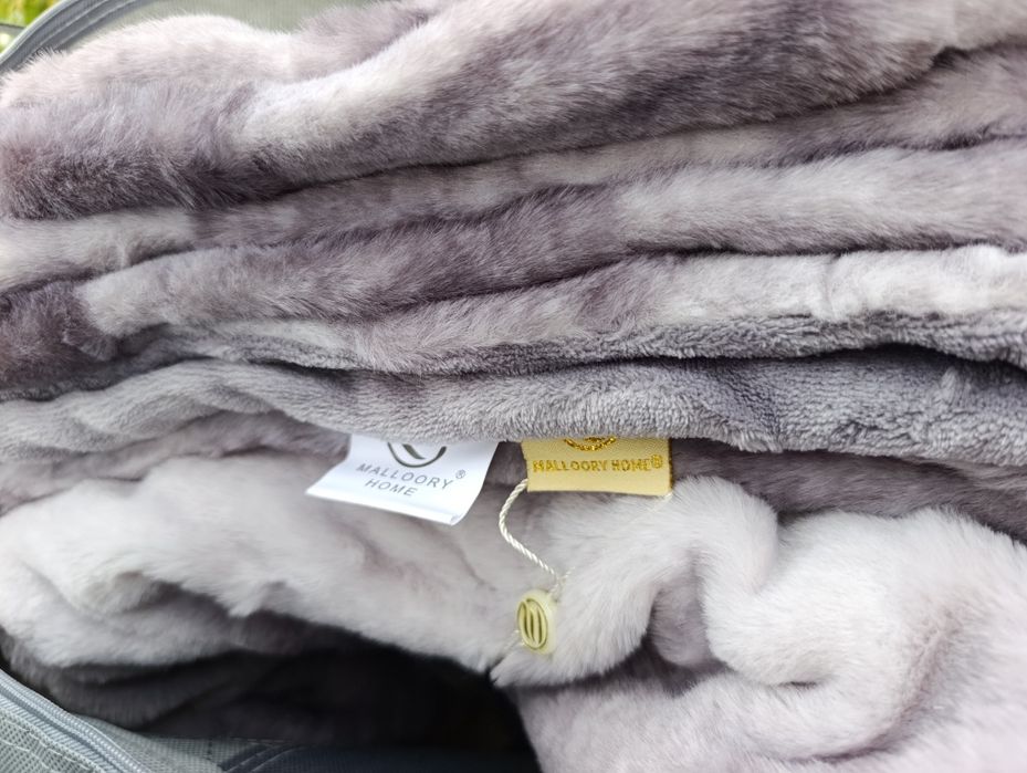 Плед-покривало шиншила 200х230. 2,7 кг.В валізі. Malloory Home.
