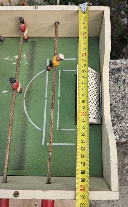 Mesa de matraquilhos antiga de criança