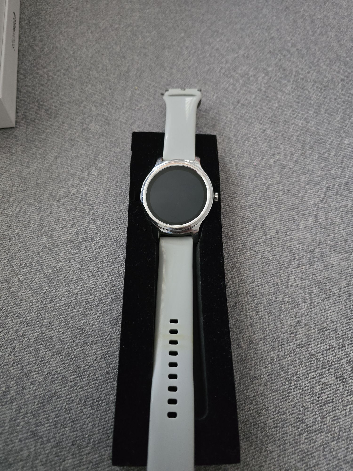 Smartwatch damski Overmax Touch 2,6
