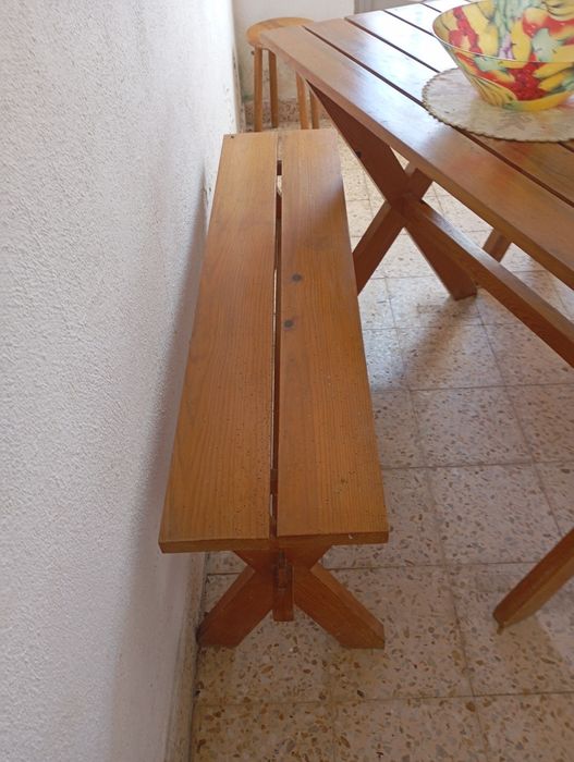 Mesa e bancos _casa jardim