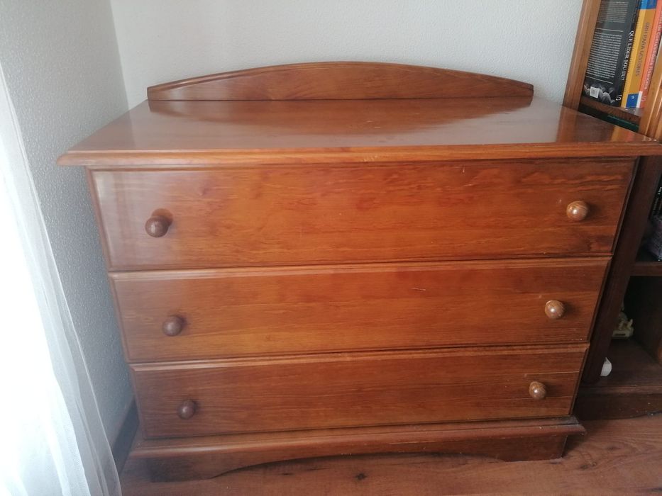 Mobília Quarto de Pinho + Oferta Cama gaveta