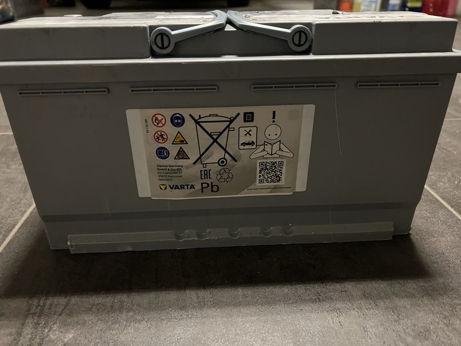 Акумулятор Varta Silver AGM