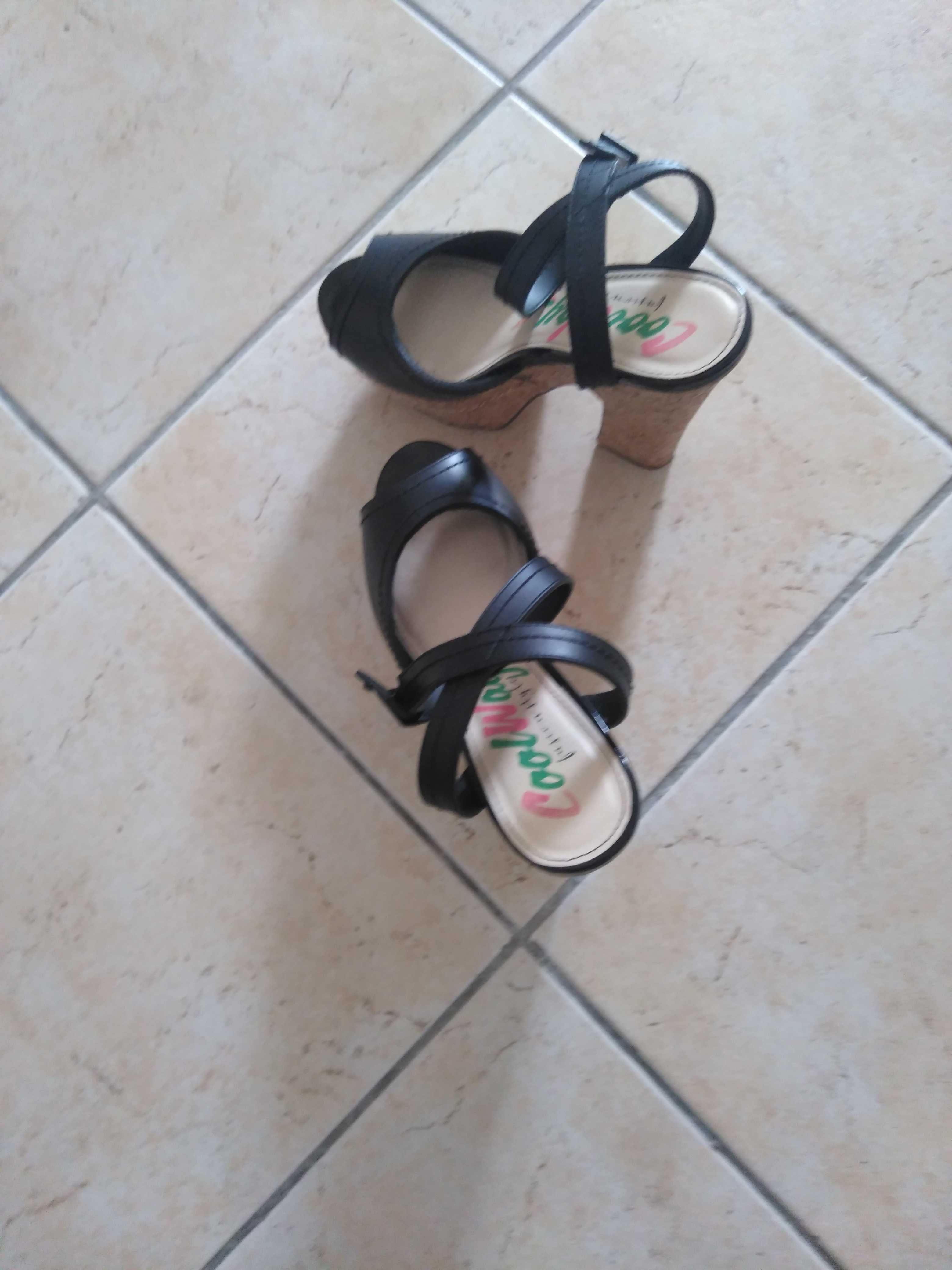 venda de sandálias de verão coolway como novas