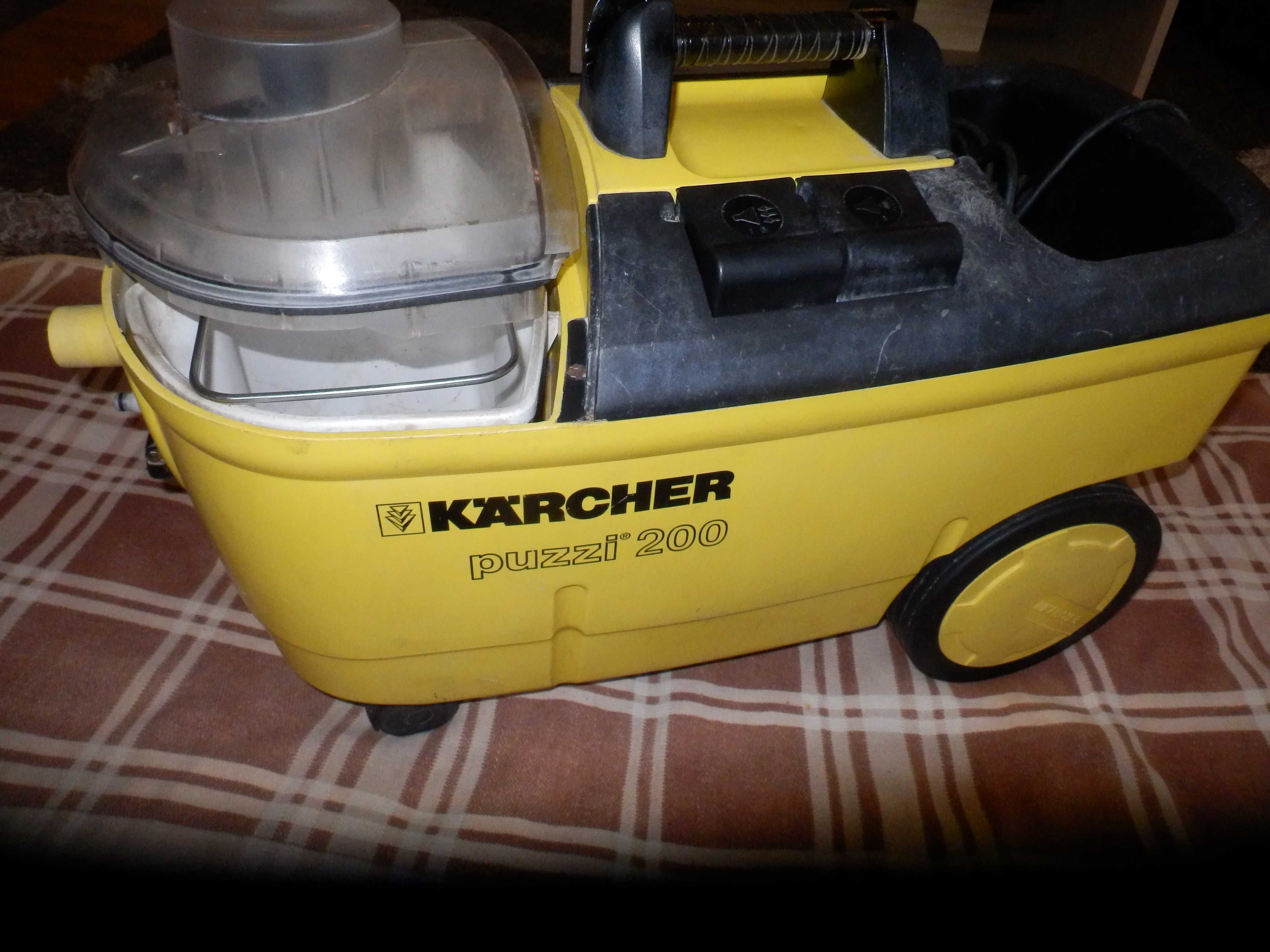 KARCHER PUZZI 200  - Odkurzacz Piorący