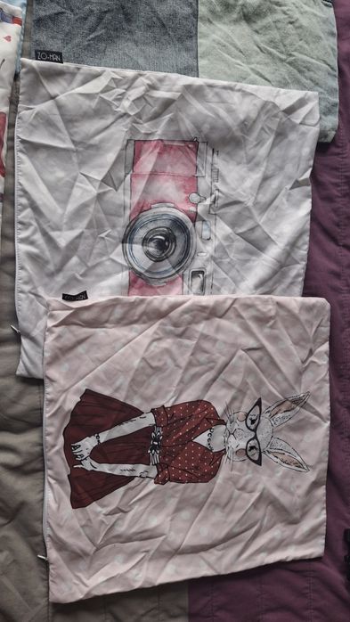 4 poszewki 40x40 z motywem kot królik szminki aparat sinsay home h&m