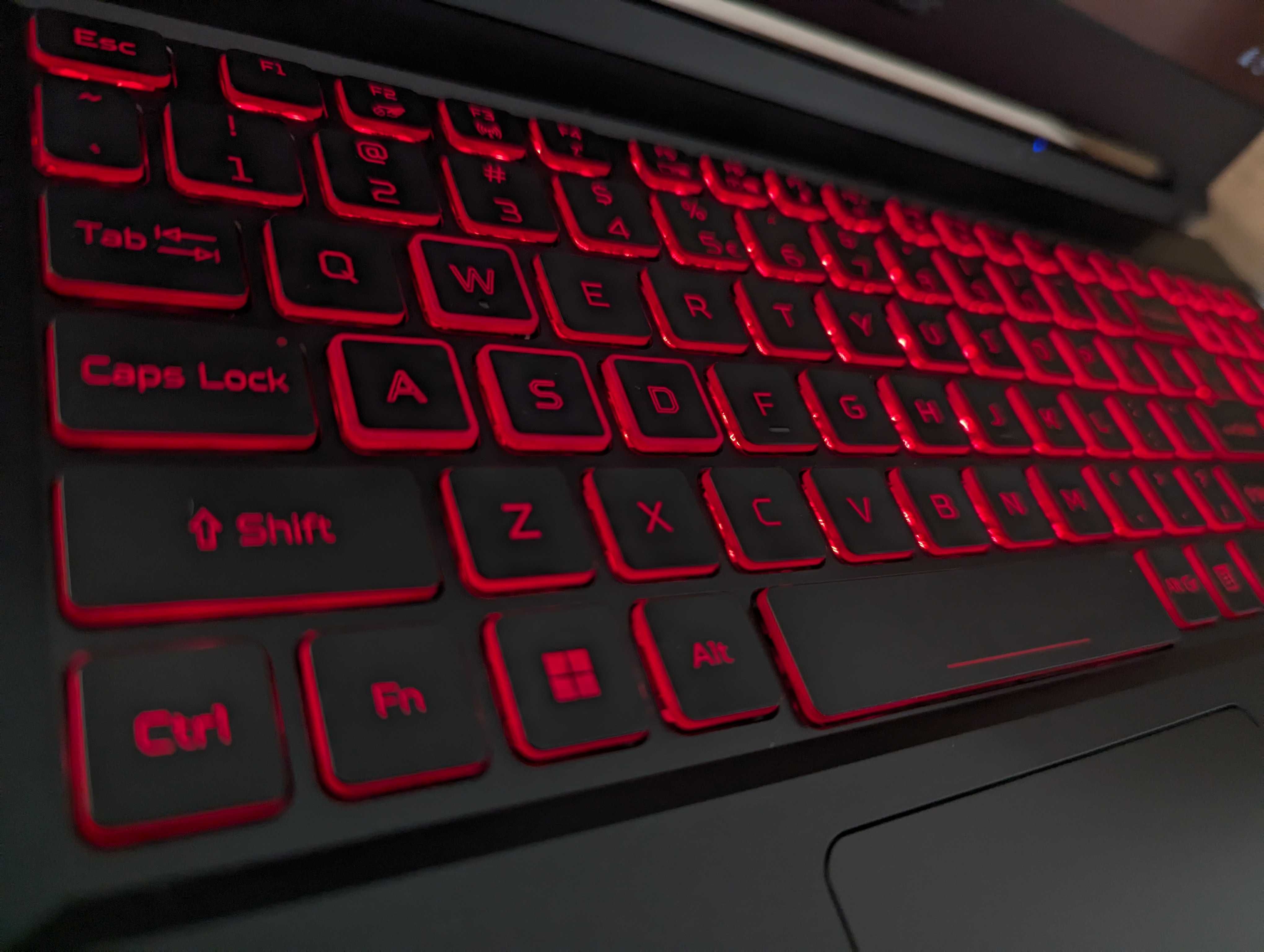 LAPTOP GAMINGOWY Acer Nitro RTX 3050 i5-11400H 144 hz