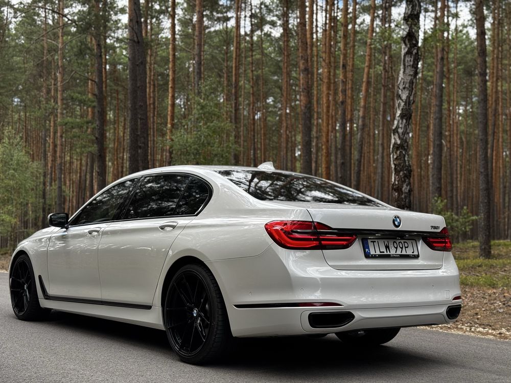 BMW seria 7 G12 750LI
