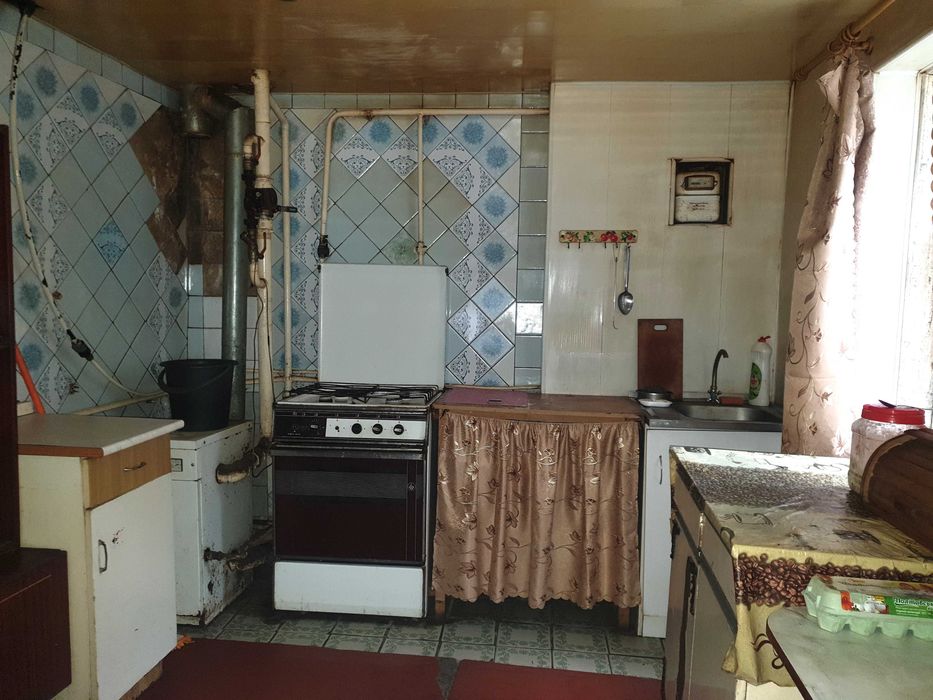 Продам будинок, Безлюдівка ( центр)