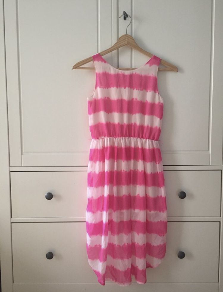 Różowa/biała/zwiewna sukienka z paskiem/w paski/asymetryczna z H&M