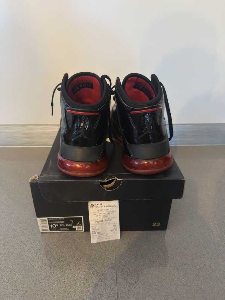 Nike Jordan Mars 270