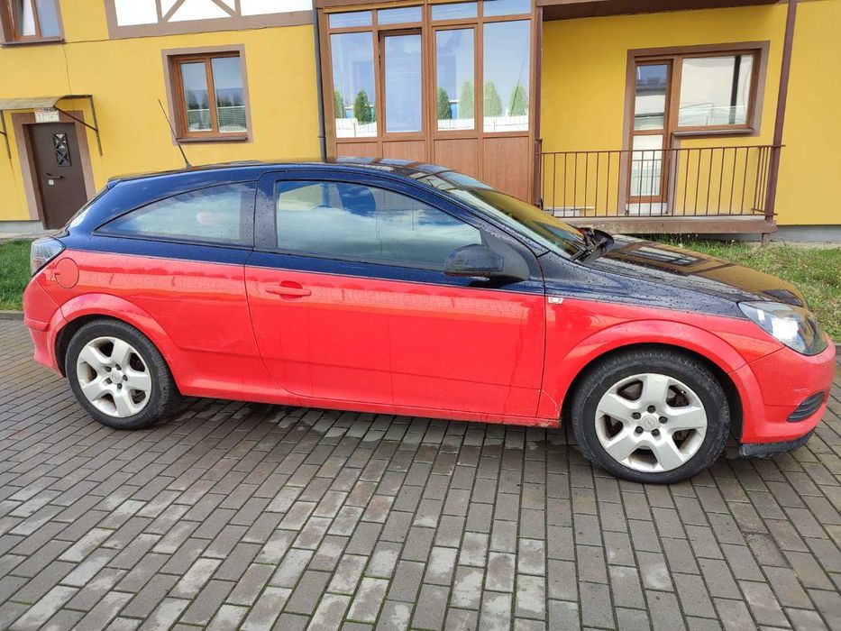 Opel Astra H GTC 2006 1.9 CDTi КПП-М 6