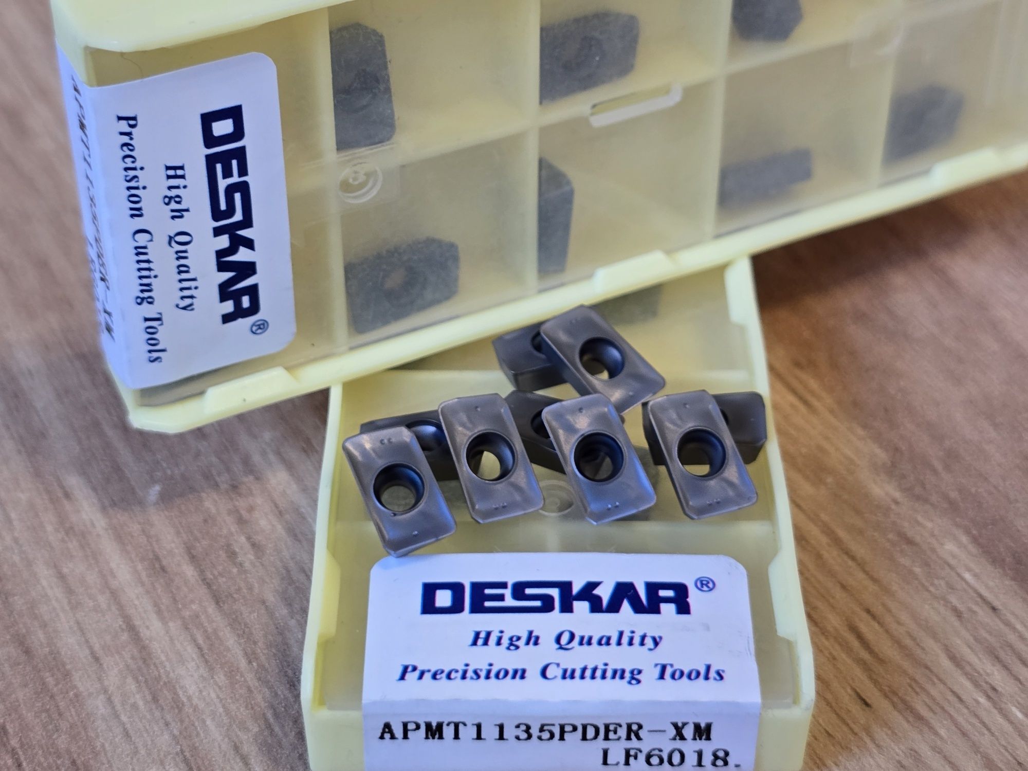 Płytki tokarskie frezerskie wieloostrzowe Deskar APMT1135 PDER-XM