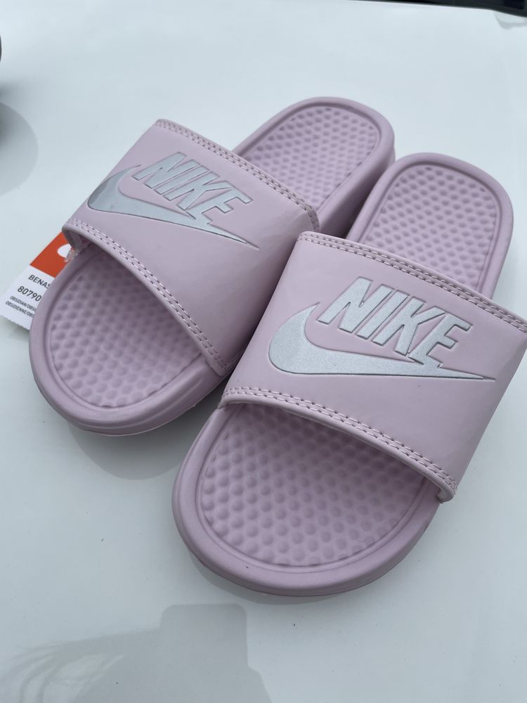 Шльопанці Nike , розмір 37-38