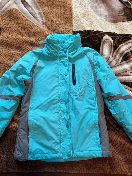 Куртка жіноча демісезонна