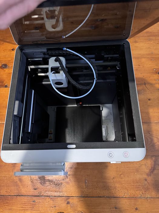 Стан нового! Bambu Lab X1 Carbon — швидкий і точний 3D-принтер