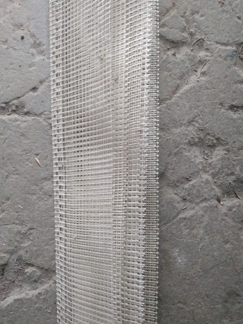 Sprzedam narożniki aluminiowe z siatka