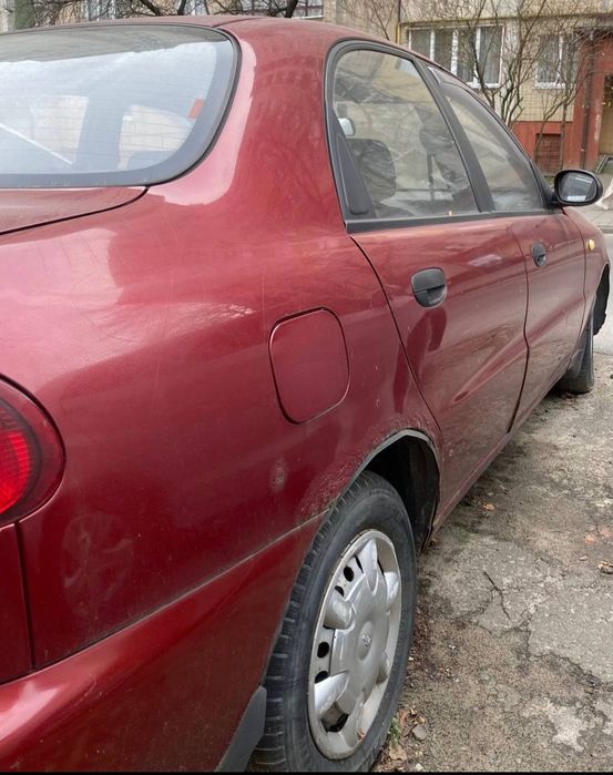 Автомобіль Sens Daewoo