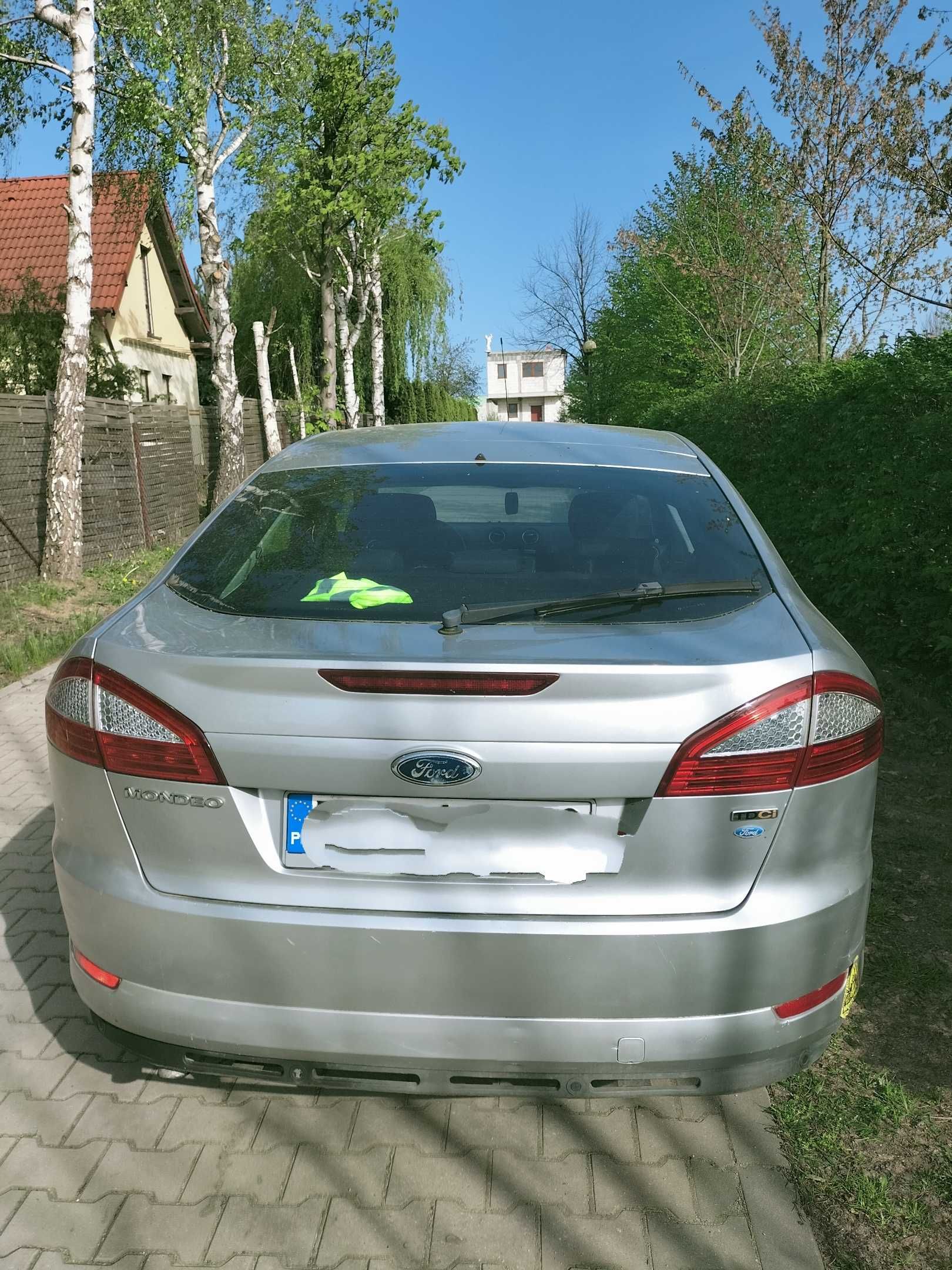 Ford Mondeo Ghia