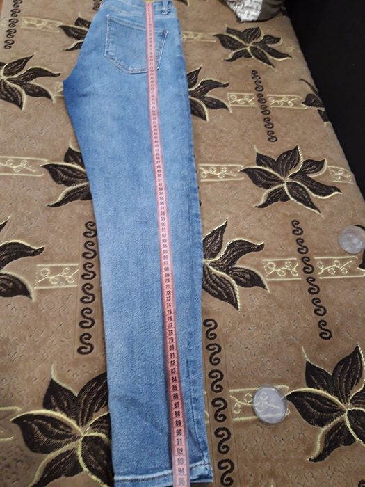 Джинси завужені 27р