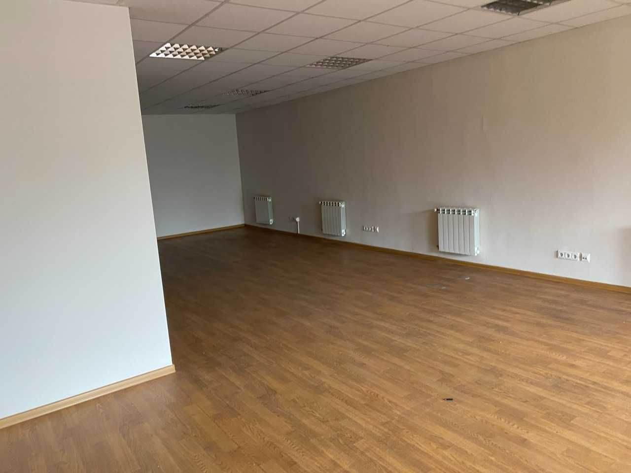 Оренда офіс приміщення 240 м Видубичи Кільцева Столичне шосе Корчувате