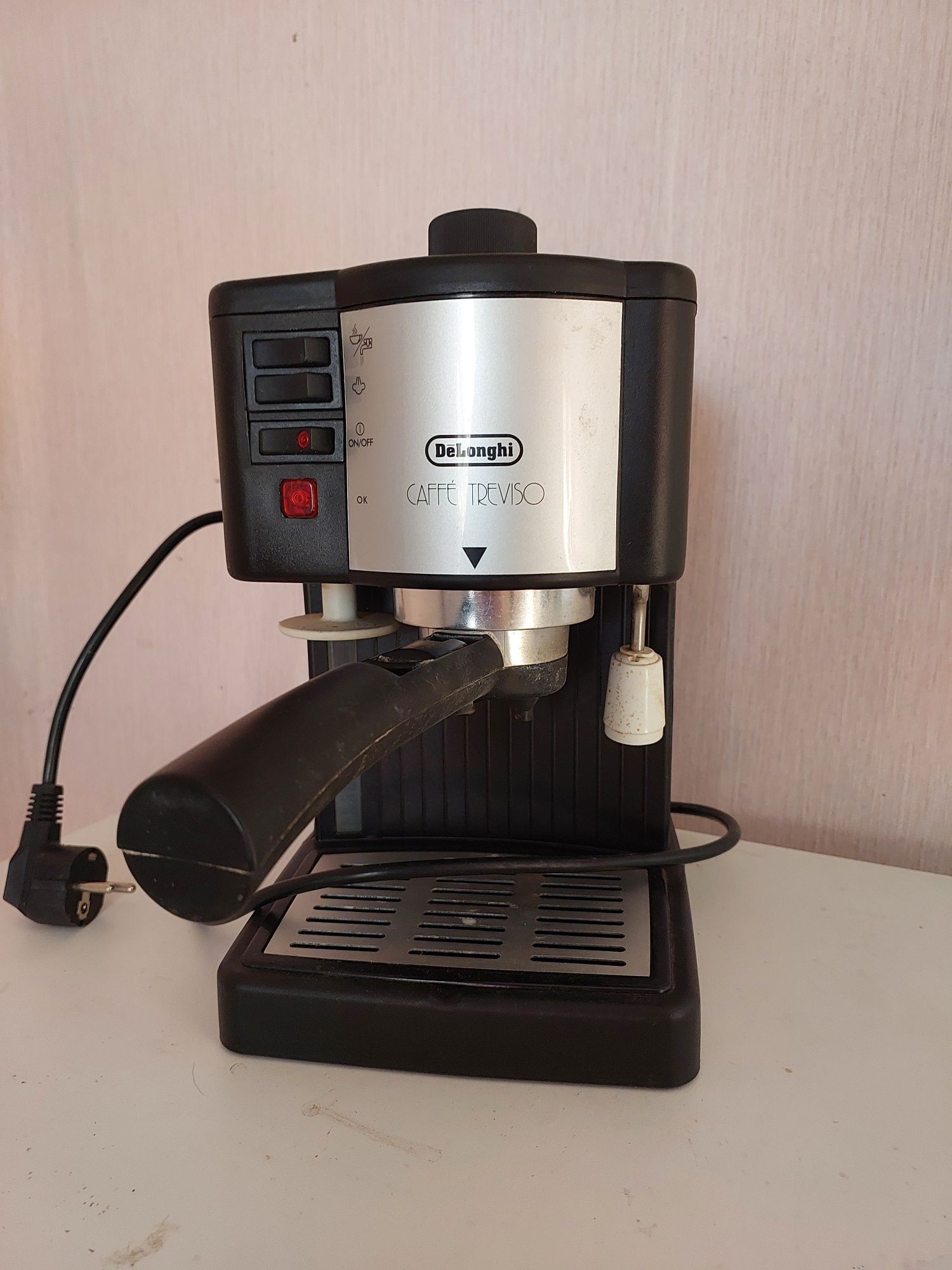 Кавоварка Delonghi