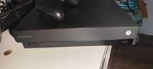 Xbox one x 1tb edycja project skorpion pad gra