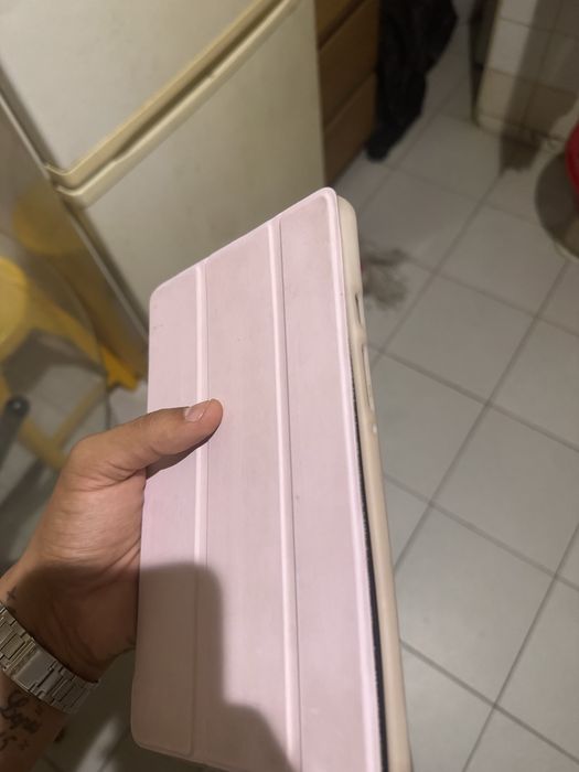 Vendo tablet da samsung 64gb na caixa com cabo usbc