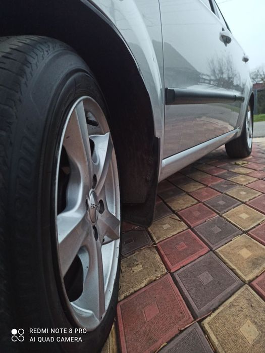 Авео газ4,не фарбована