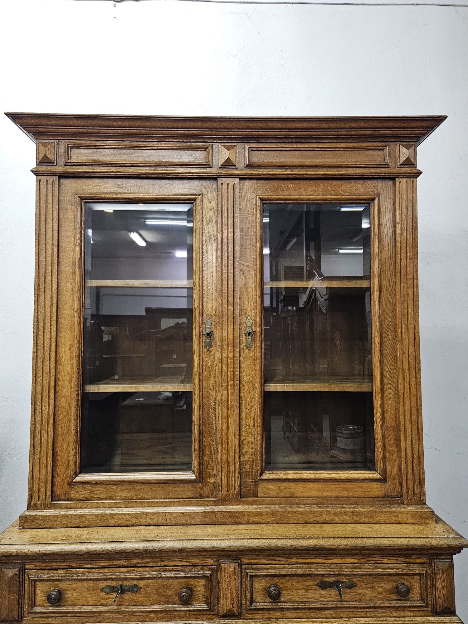 Duży rustykalny kredens dębowy biblioteczka //