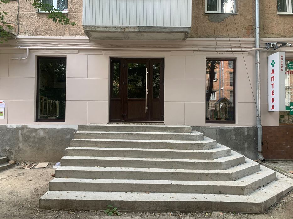 Оренда комерційного приміщення на Проспекті нижче Спорттоварів