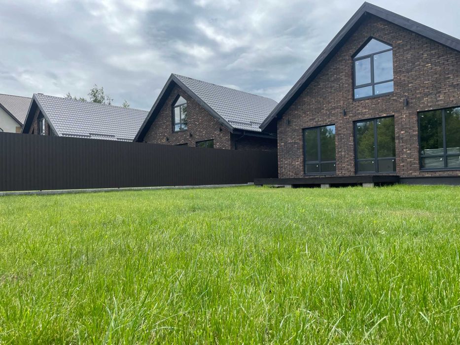 Відділ продажу! Пропонується будинок 130м2кв. на 4 сотках біля АТБ